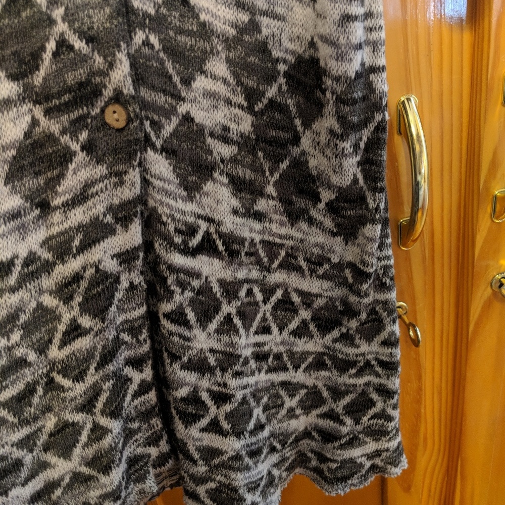 Mystree Long Hooded Button Down Duster. Like New. - image 5